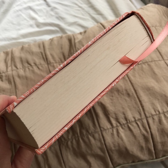 Simple Abundance A Day Book Of Comfort And Joy - Picture 14 of 16